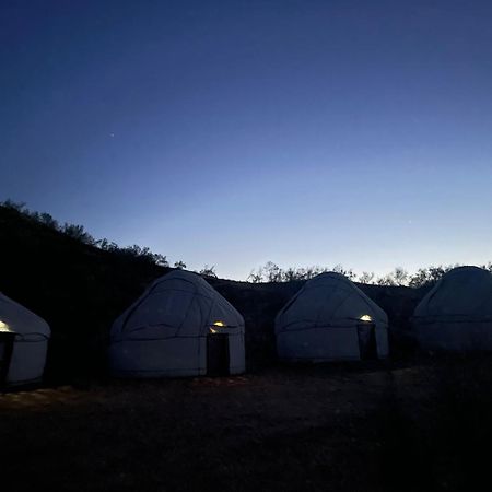 Kyzylkum Nights Camp & Family Yurt Hotel Nurota Luaran gambar