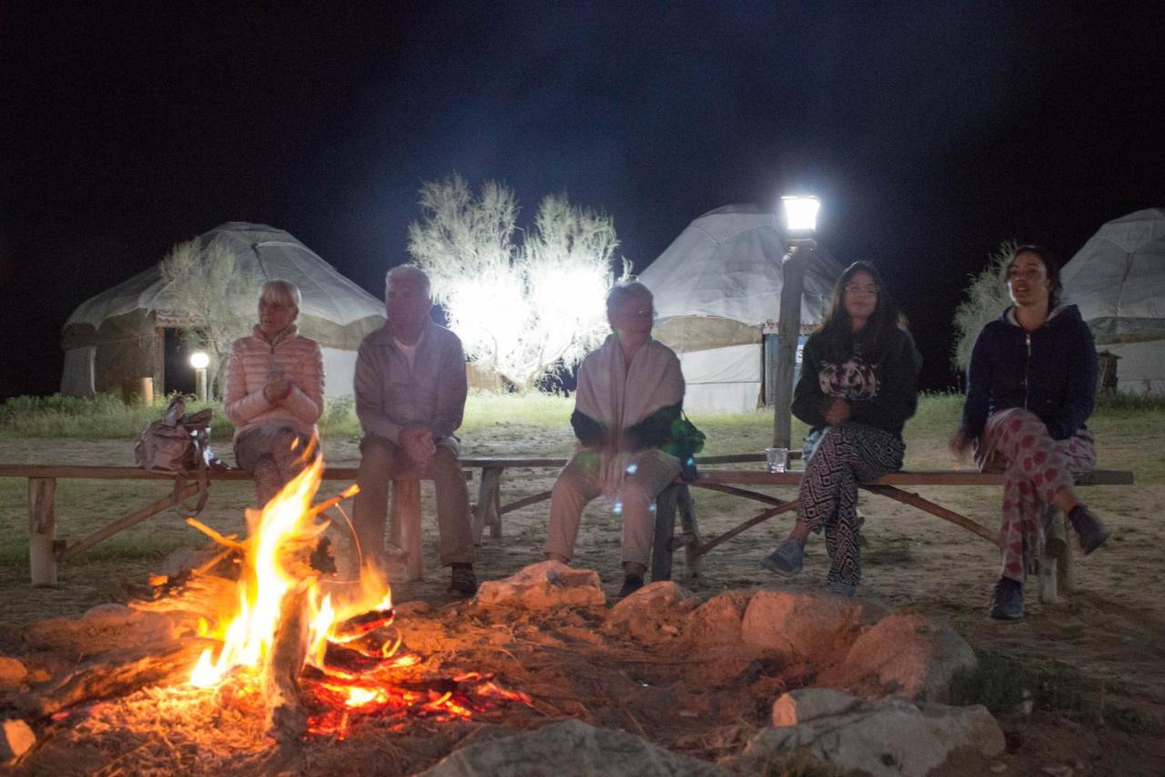 Kyzylkum Nights Camp & Family Yurt Hotel Nurota Luaran gambar
