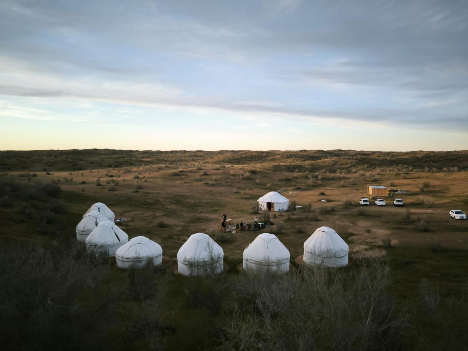 Kyzylkum Nights Camp & Family Yurt Hotel Nurota Luaran gambar