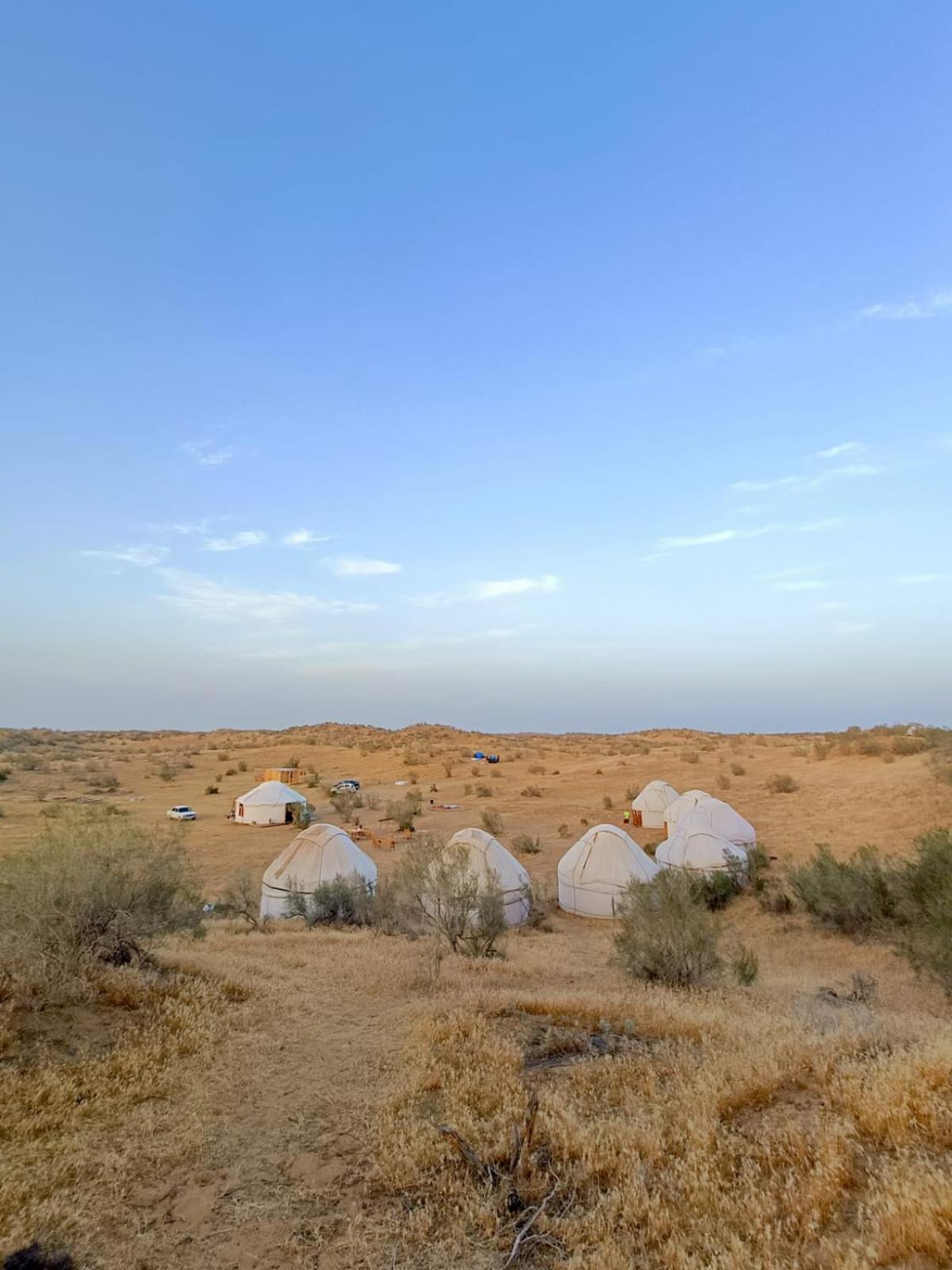 Kyzylkum Nights Camp & Family Yurt Hotel Nurota Luaran gambar